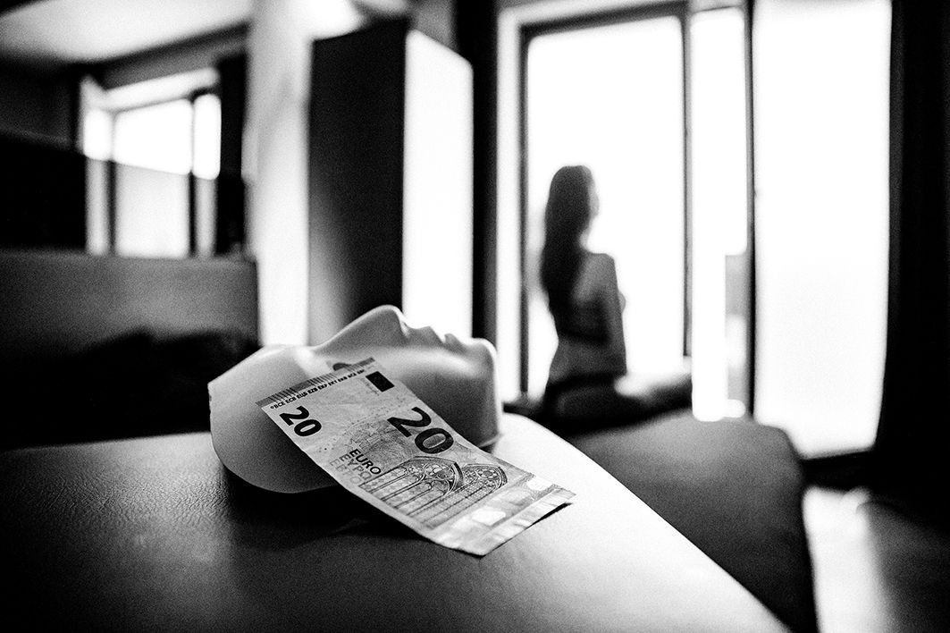 Veranstaltung: Prostitution – mit Geld kaschierte Gewalt - "gesichtslos"